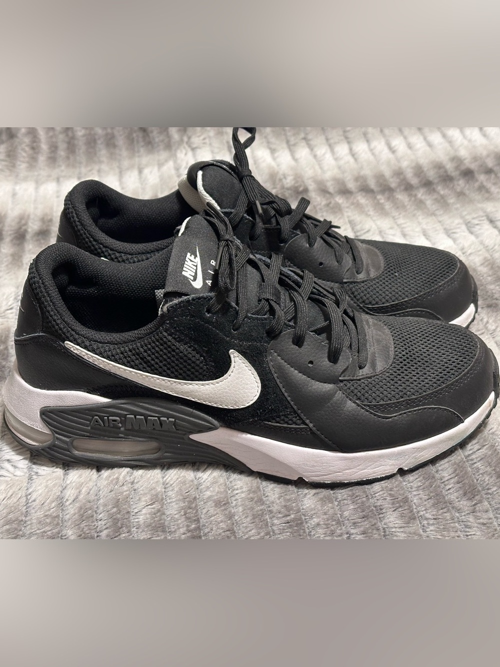 Nike Air Max Excee Womens Shoes
Size 9
